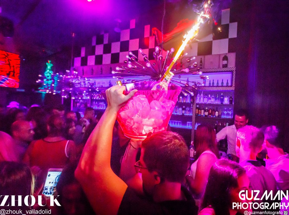 Detalle fiesta Zhouk Valladolid