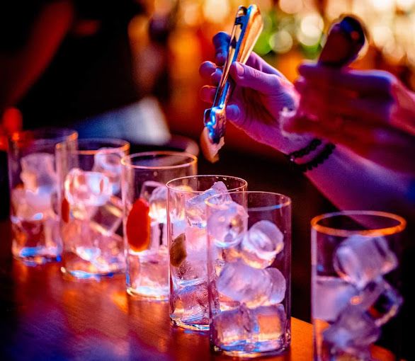 Servicio en  Bar y Copas La Boutique Valladolid